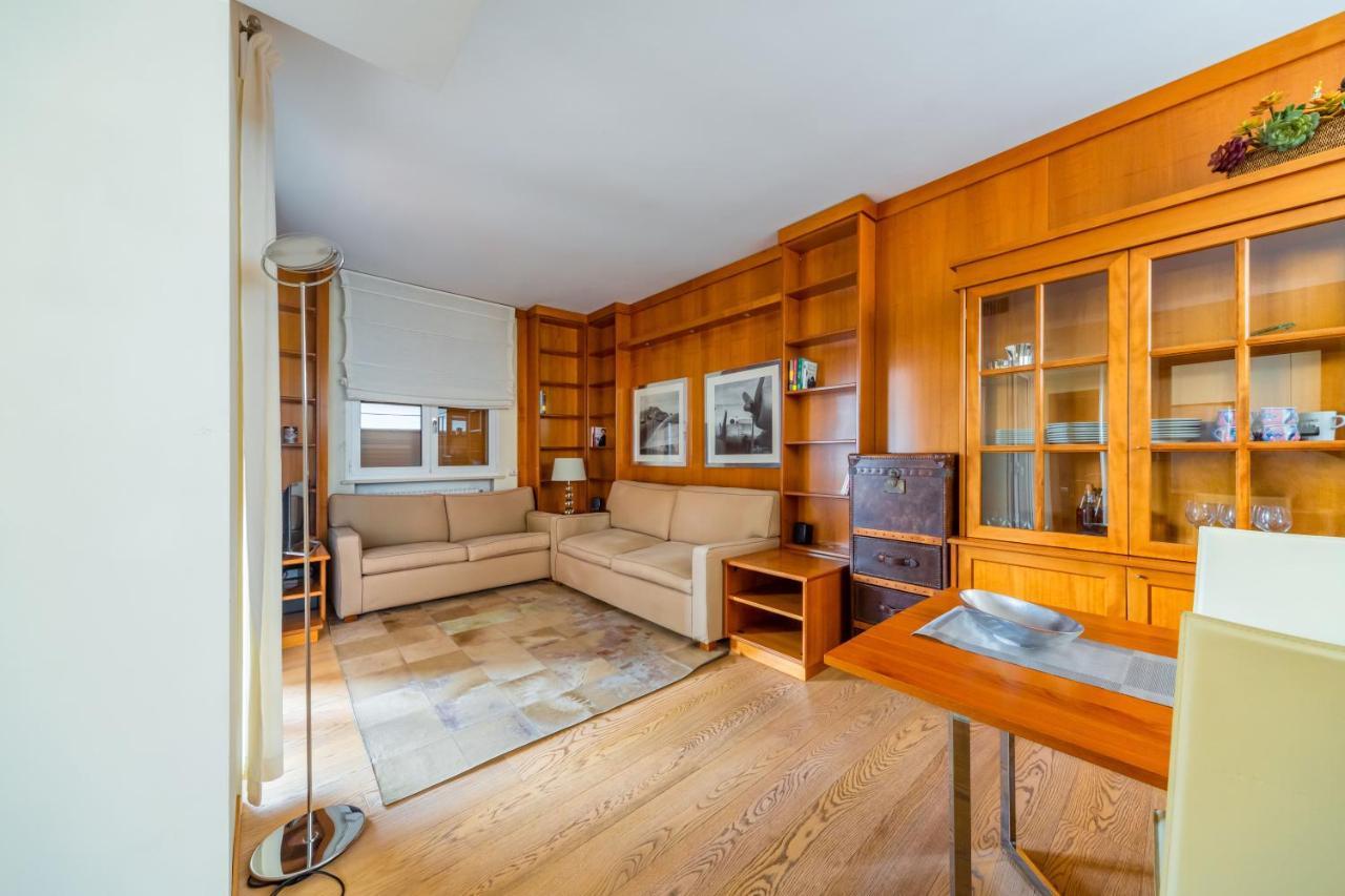Appartement Cozy Apt - Corso Vercelli & Conciliazione M1 *