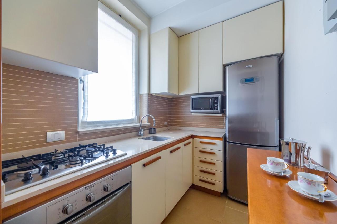 Appartement Cozy Apt - Corso Vercelli & Conciliazione M1 *