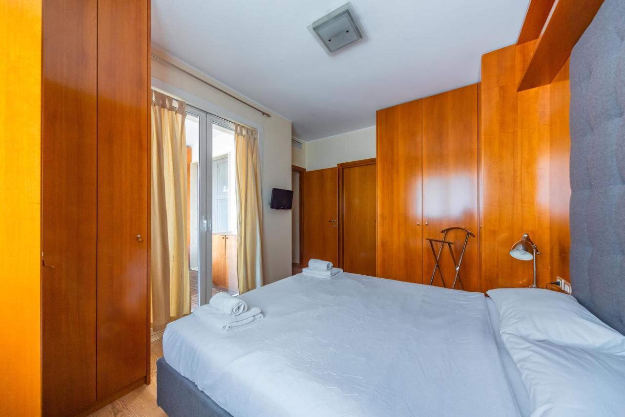 Cozy Apt - Corso Vercelli & Conciliazione M1 Milaan